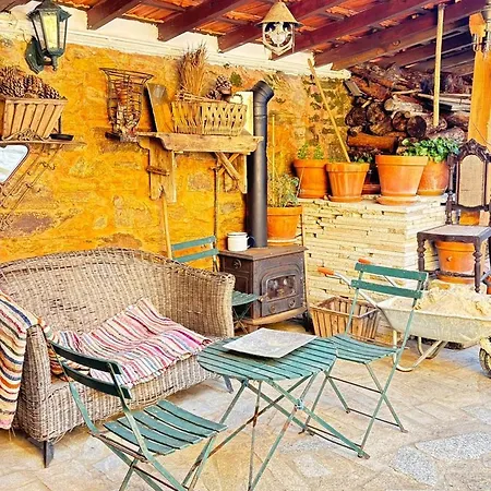 Casa-museu Nuno Miguel Henriques Holiday home